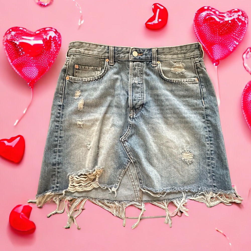 H&M x &Denim, distressed, Jean skirt, size 10